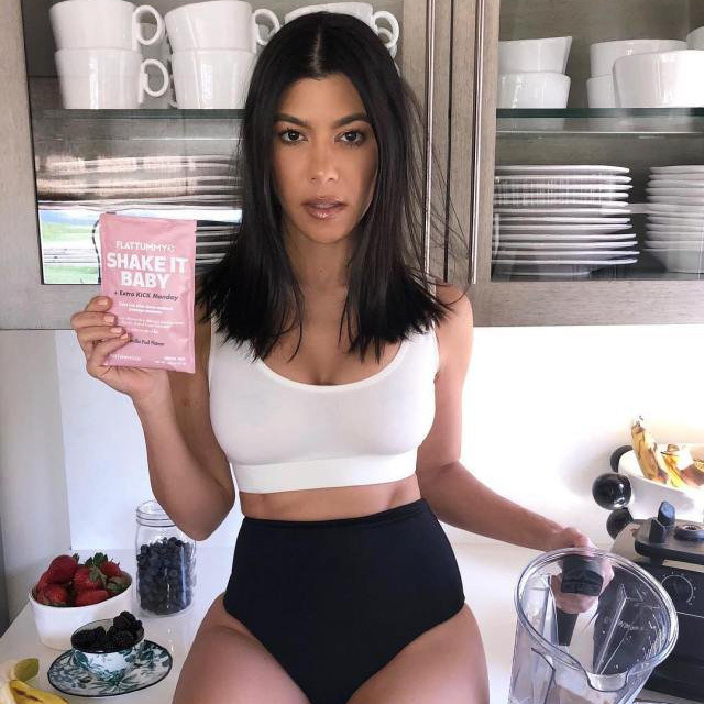Kourtney Kardashian photo 4