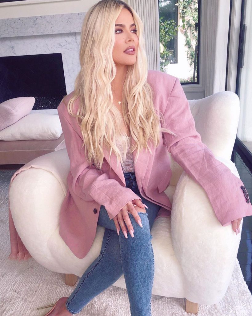 Khloe Kardashian photo 2